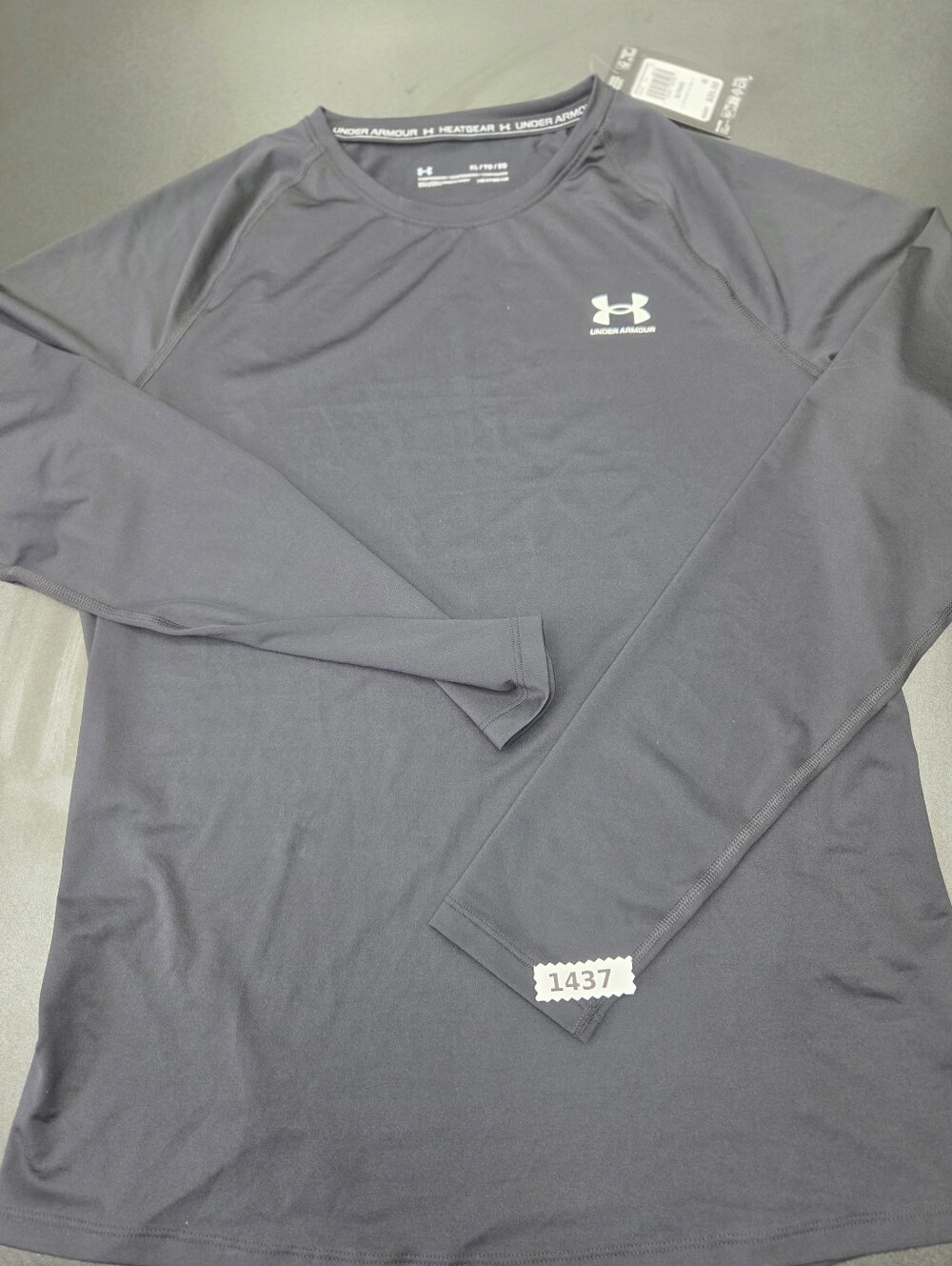 Under Armour Women’s Long Sleeve Heat Gear Top XL New NWT - Blk #1437